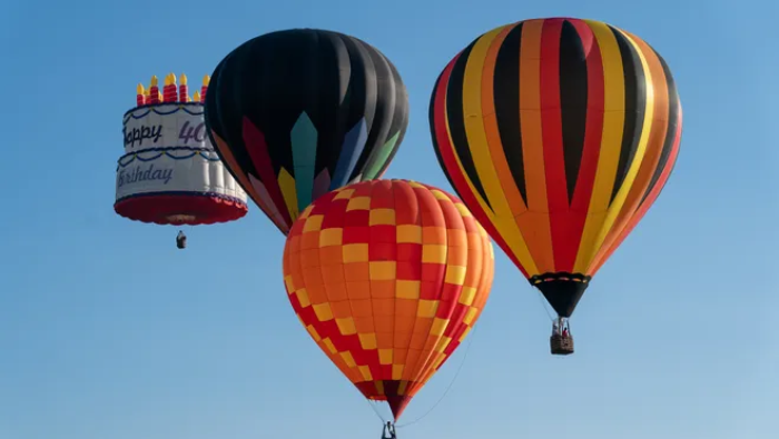 Hot Air Balloon Ride as Gift Ideas for Man's 60th Birthday