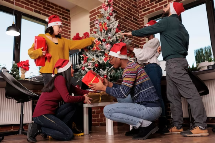 Team Involvement to decorate Christmas office