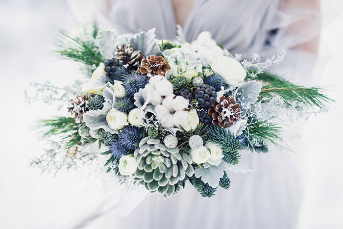 Nature’s Palette: Crafting Unique Seasonal Wedding Bouquet 