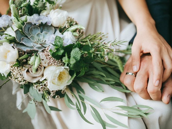 DIY Wedding Flower Bouquet for a Handpicked Happiness 