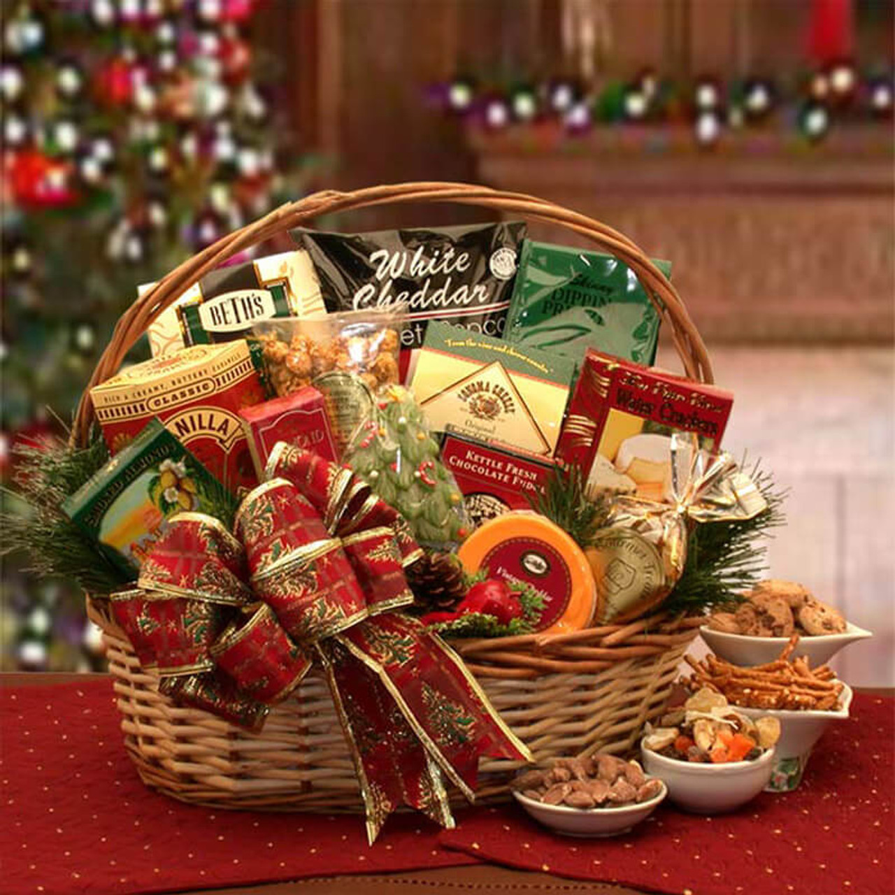 Curate luxurious gourmet gift baskets featuring high-quality treats for your clients