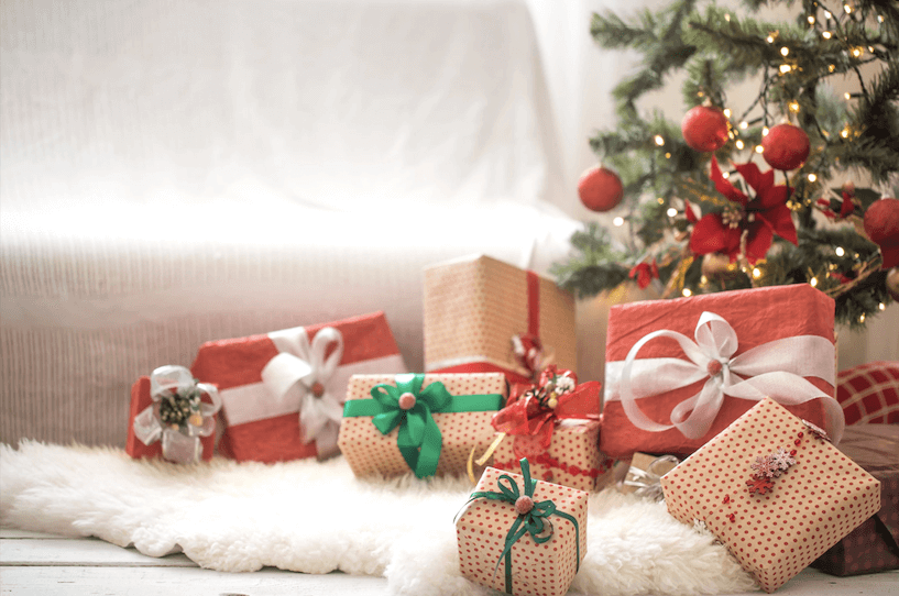 Beyond Christmas Card Verses for Grandson: Thoughtful Christmas Gift Ideas to Delight Him 