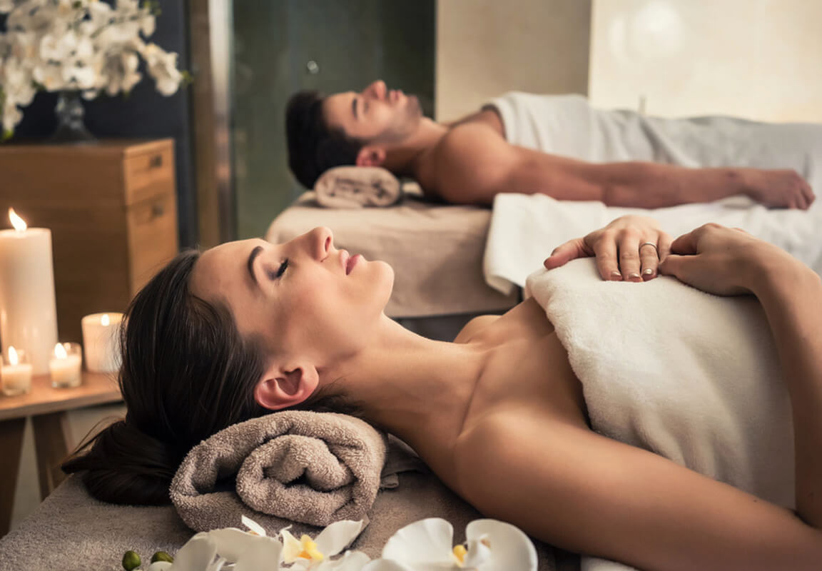 Indulge in a day of relaxation and pampering with a couples spa retreat