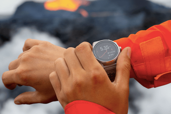 Embrace the health and wellness trend by giving your boyfriend fitness-related tech